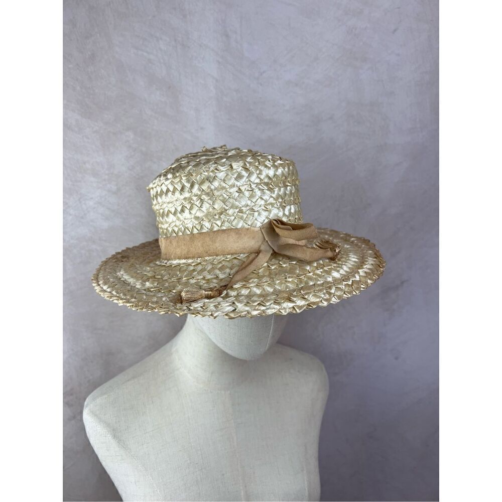 Vintage 1960s Mod Straw Woven Hat